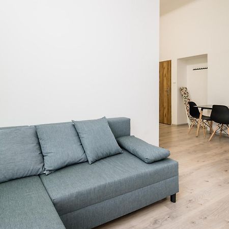 Jm Rooms Lubicz II Krasków Εξωτερικό φωτογραφία