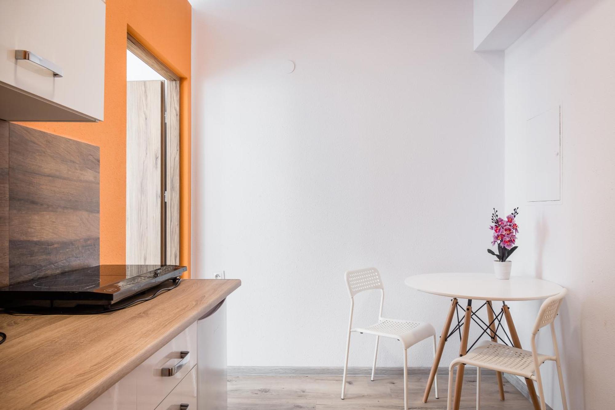 Jm Rooms Lubicz II Krasków Εξωτερικό φωτογραφία